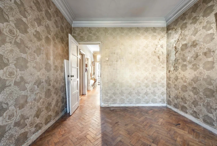 Apartamento T5 para Venda em Alvalade Foto 9
