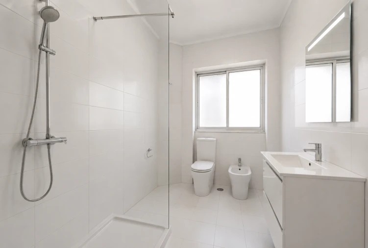 Apartamento T5 para Venda em Alvalade Foto 25