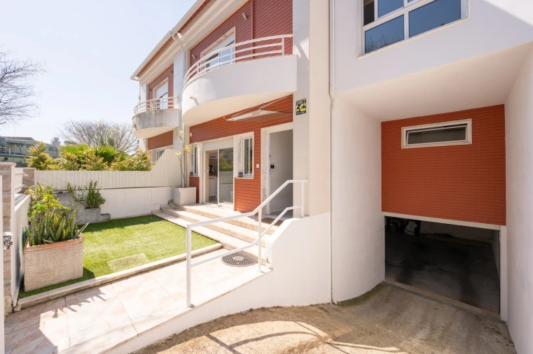 Moradia T4 para Venda em Rio de Mouro Foto 37