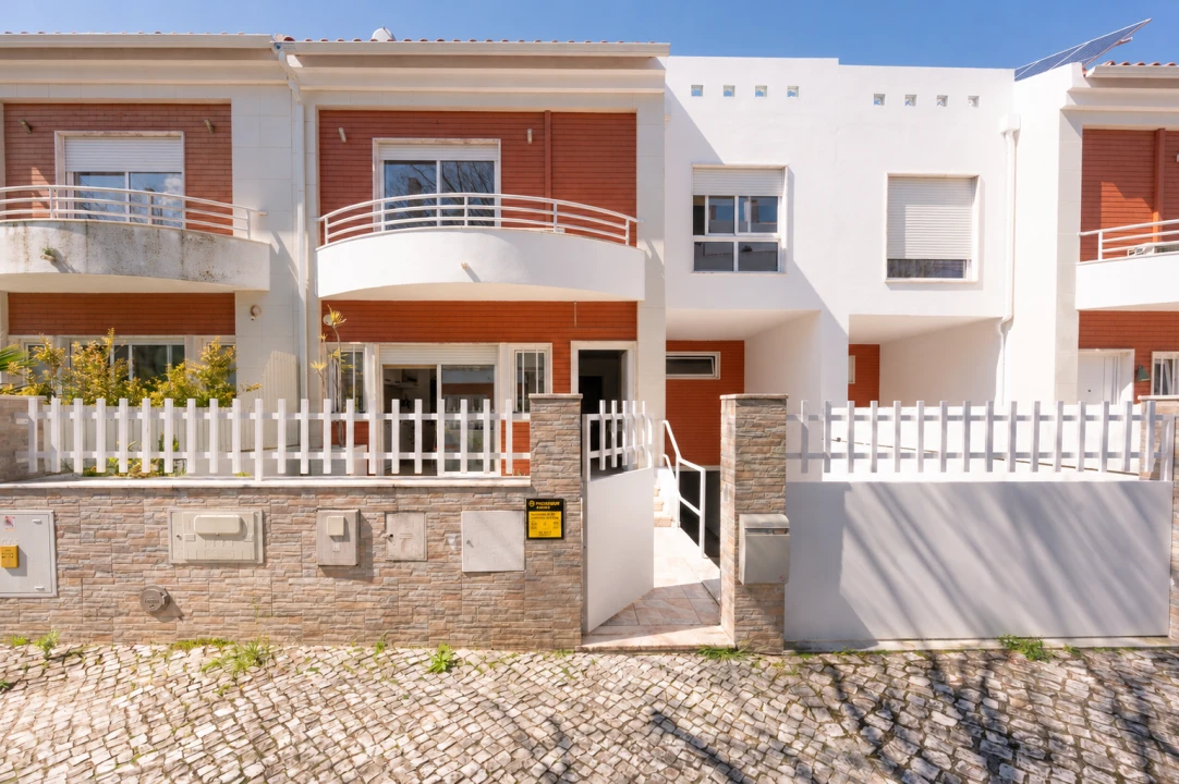 Moradia T4 para Venda em Rio de Mouro Foto 39