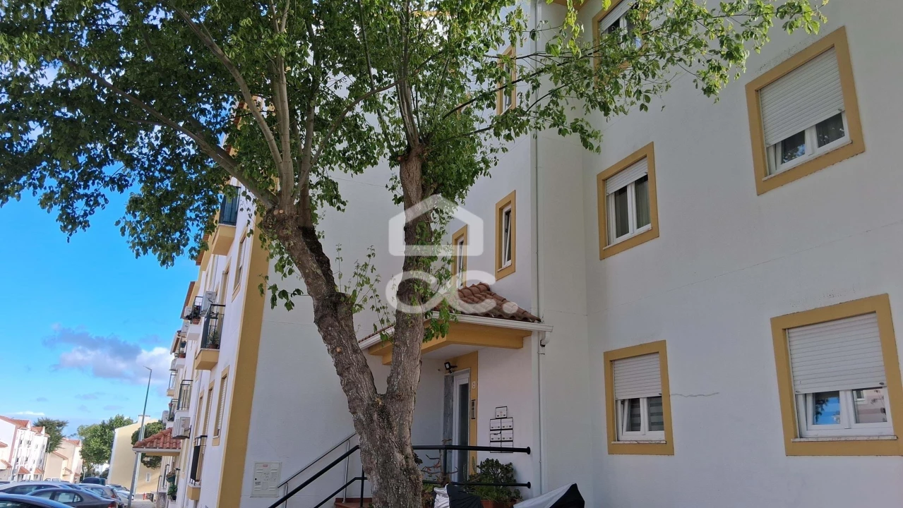 Apartamento T3 para Venda em Azeitão (São Lourenço e São Simão) Foto 1