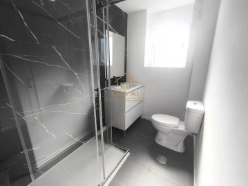 Apartamento T3 para Venda em Póvoa de Santa Iria e Forte da Casa