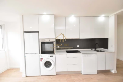 Apartamento T3 para Venda em Póvoa de Santa Iria e Forte da Casa