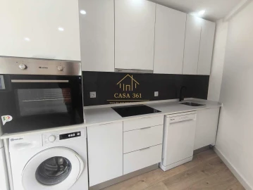 Apartamento T3 para Venda em Póvoa de Santa Iria e Forte da Casa