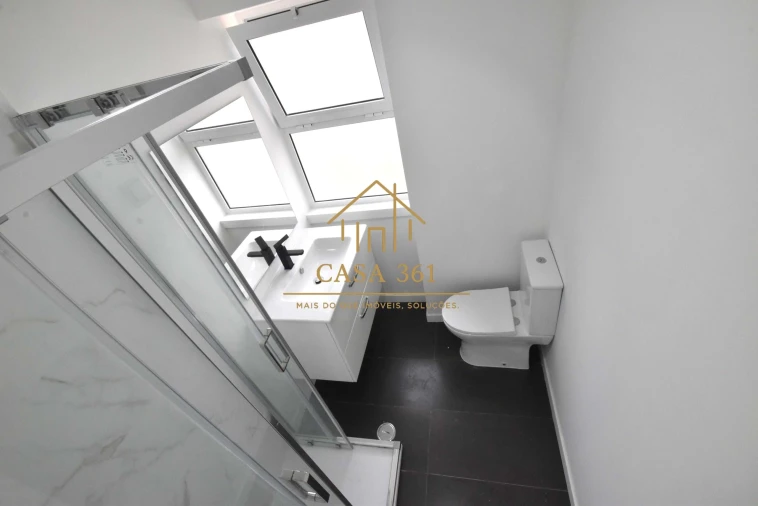 Apartamento T3 para Venda em Póvoa de Santa Iria e Forte da Casa Foto 25