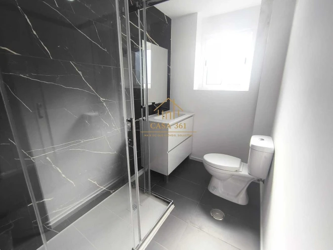 Apartamento T3 para Venda em Póvoa de Santa Iria e Forte da Casa Foto 19
