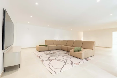 Moradia T4 para Venda em Alvor