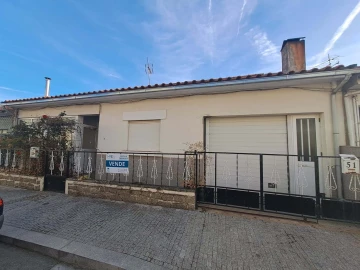 Moradia T3 para Venda em Vila Flor e Nabo