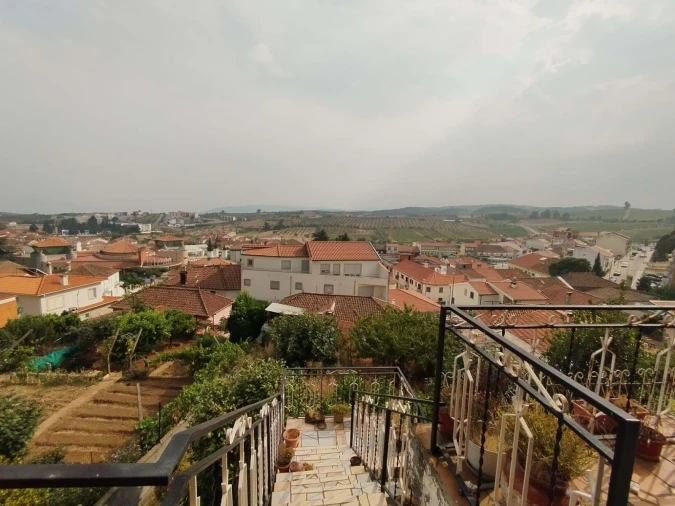 Moradia T3 para Venda em Vila Flor e Nabo Foto 5
