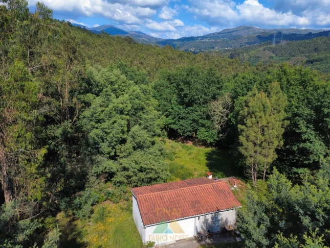 Moradia para Venda em Couto Foto 6