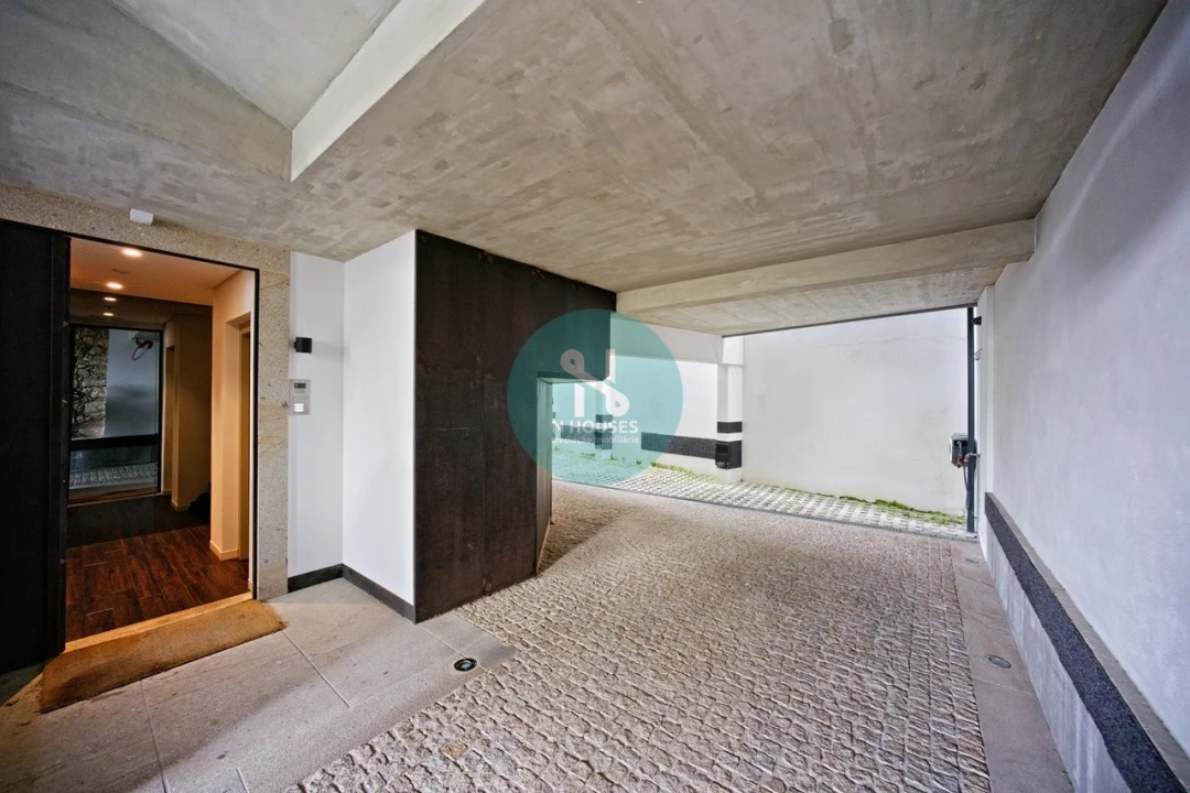 Apartamento para Venda em Braga (Maximinos, Sé e Cividade) Foto 35