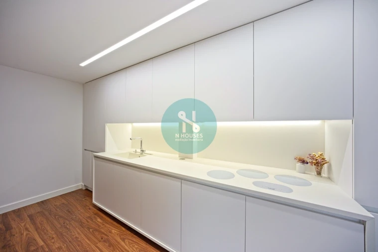 Apartamento para Venda em Braga (Maximinos, Sé e Cividade) Foto 20