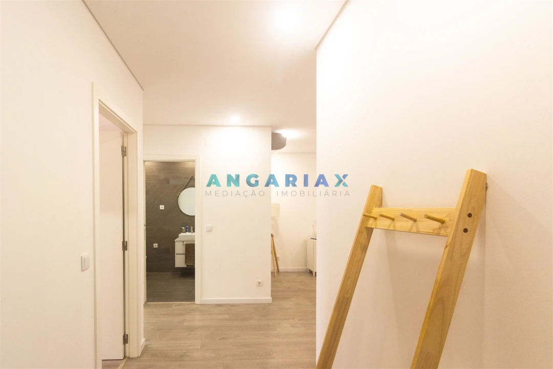 Apartamento T2 para Venda em Nazare Foto 2