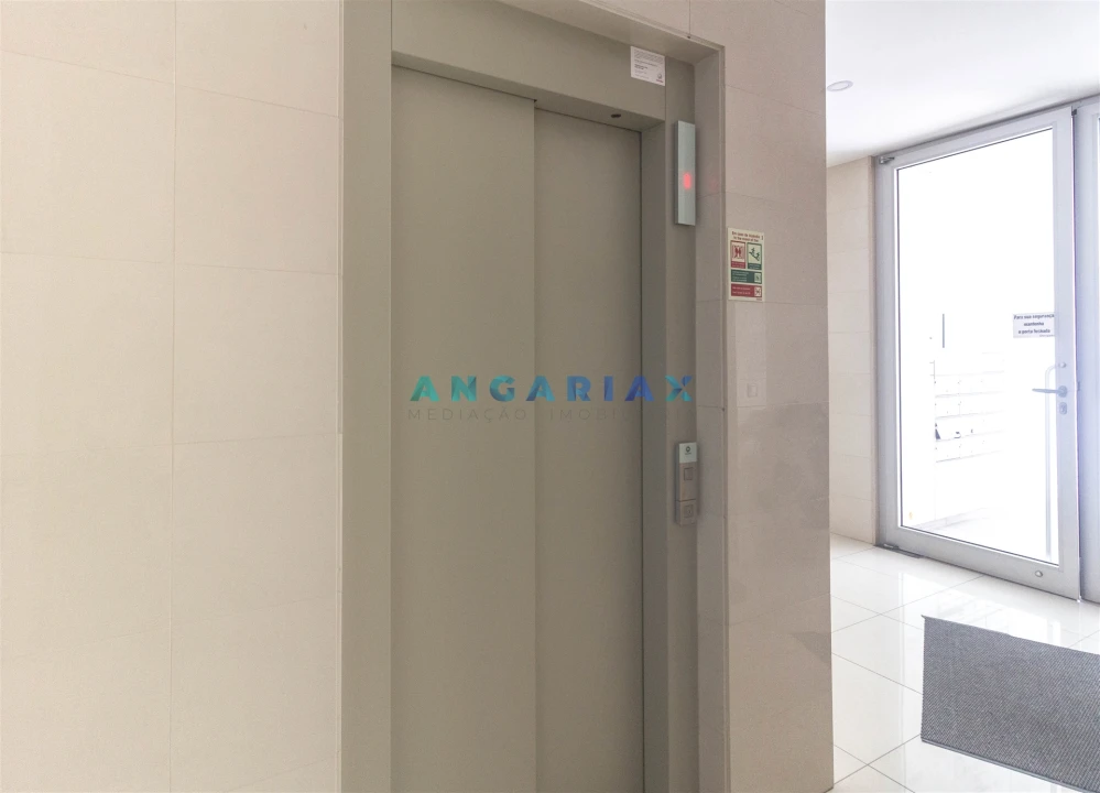 Apartamento T2 para Venda em Nazare Foto 16