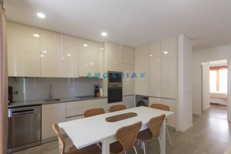Apartamento T2 para Venda em Nazare Foto 4