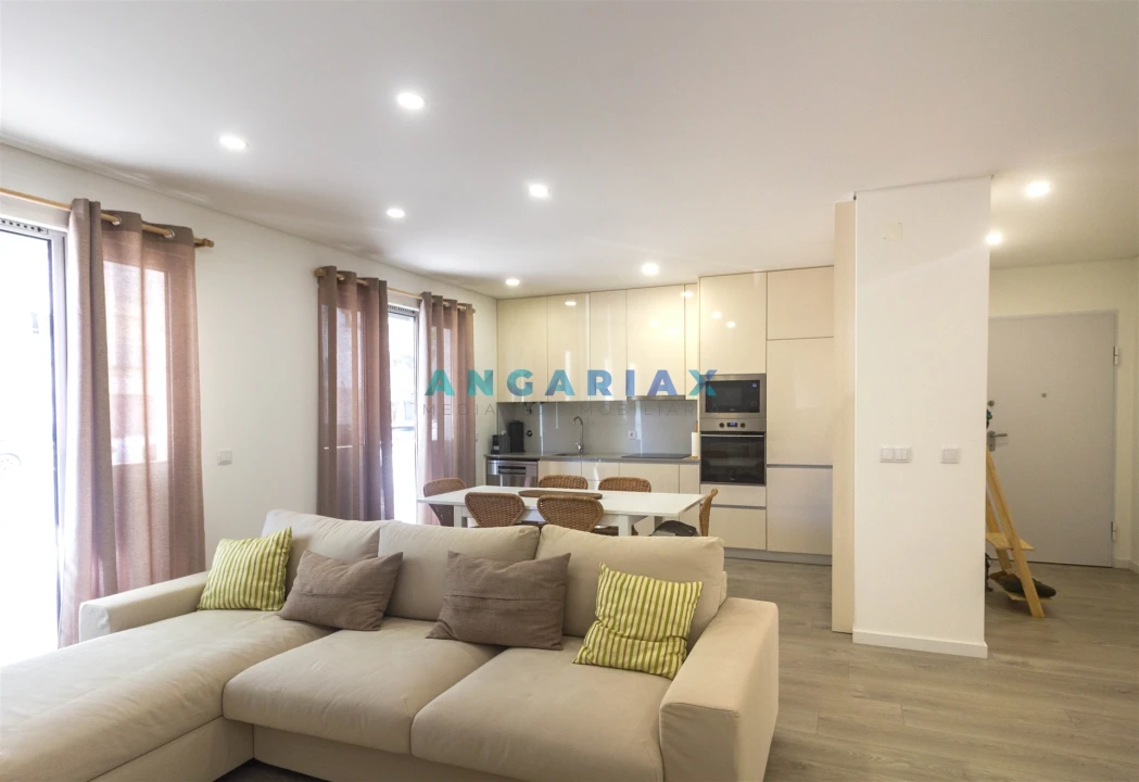 Apartamento T2 para Venda em Nazare Foto 6