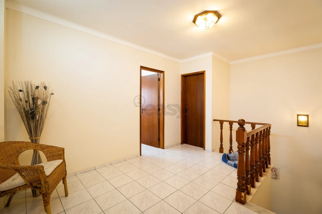 Moradia T6 para Venda em Vieira de Leiria Foto 13