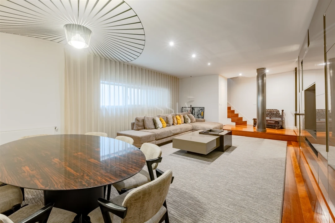 Apartamento T3 para Venda em Aldoar, Foz do Douro e Nevogilde Foto 2