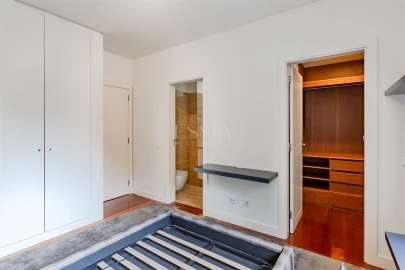 Apartamento T3 para Venda em Aldoar, Foz do Douro e Nevogilde