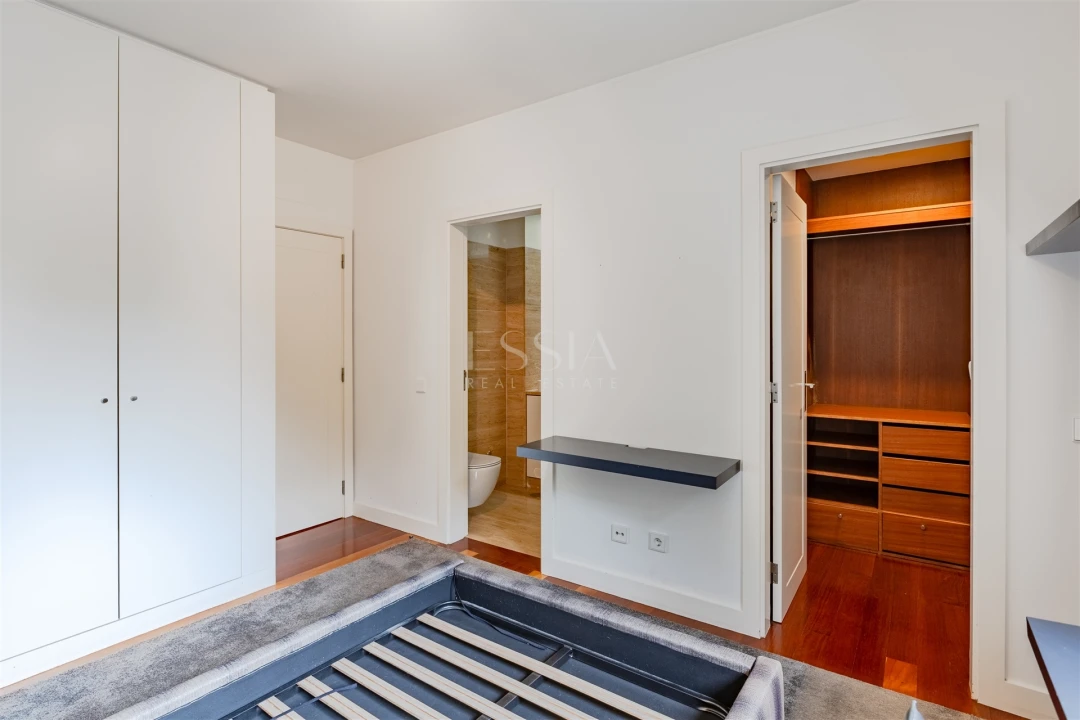 Apartamento T3 para Venda em Aldoar, Foz do Douro e Nevogilde Foto 42