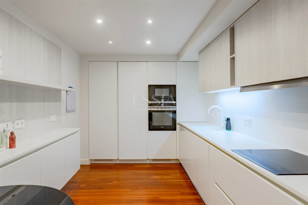 Apartamento T3 para Venda em Aldoar, Foz do Douro e Nevogilde Foto 10