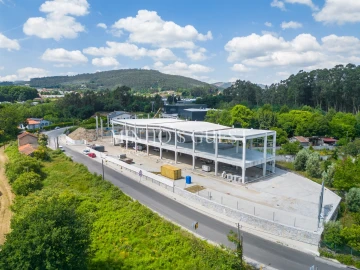 Armazém para Venda em Ronfe