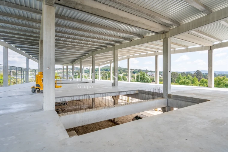 Armazém para Venda em Ronfe Foto 21