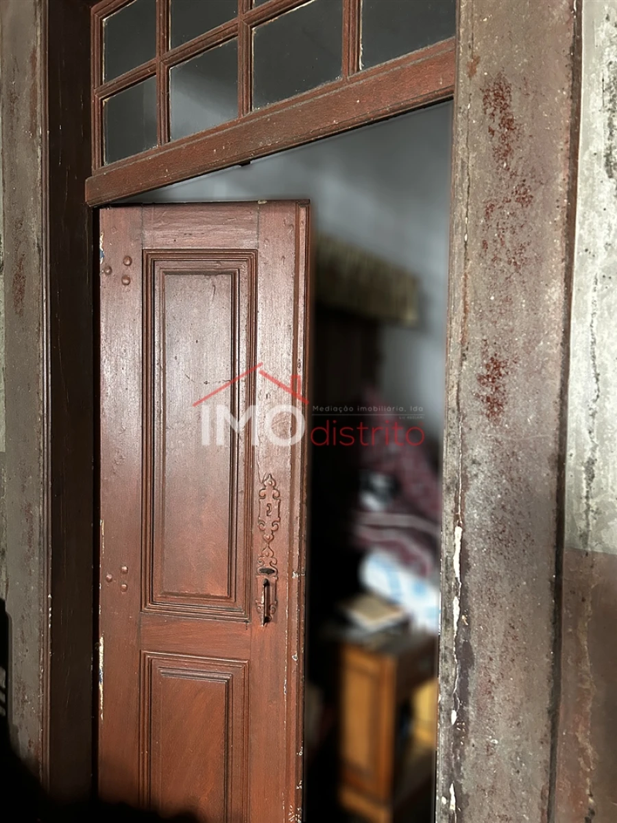 Moradia T9 para Venda em Sé e São Lourenço Foto 6