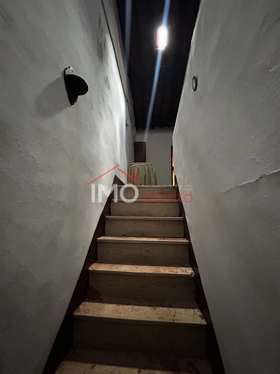 Moradia T9 para Venda em Sé e São Lourenço Foto 3