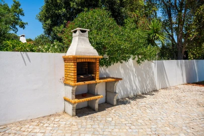 Moradia T4 para Venda em Albufeira e Olhos de Água