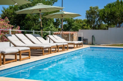 Moradia T4 para Venda em Albufeira e Olhos de Água