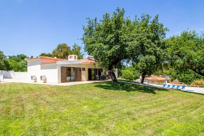 Moradia T4 para Venda em Albufeira e Olhos de Água