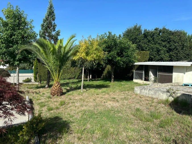 Moradia T4 para Venda em Candemil e Gondar Foto 4