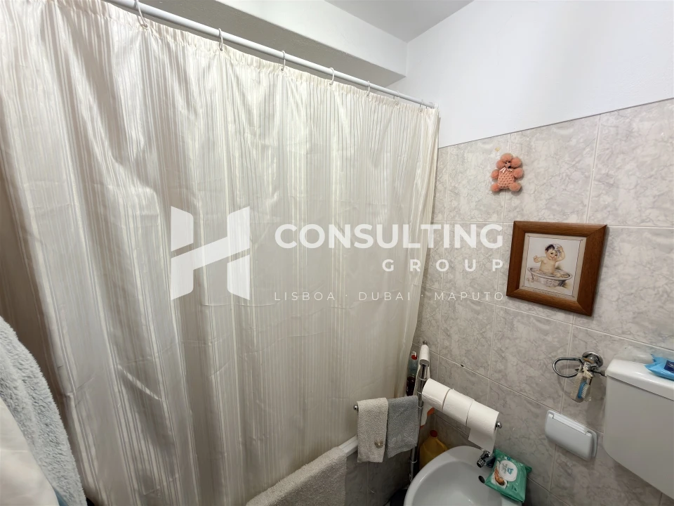 Apartamento T2 para Venda em Caparica e Trafaria Foto 21
