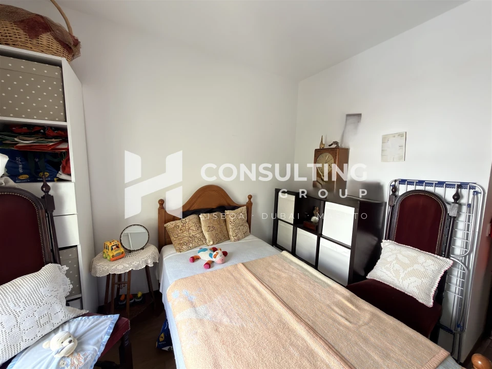 Apartamento T2 para Venda em Caparica e Trafaria Foto 24