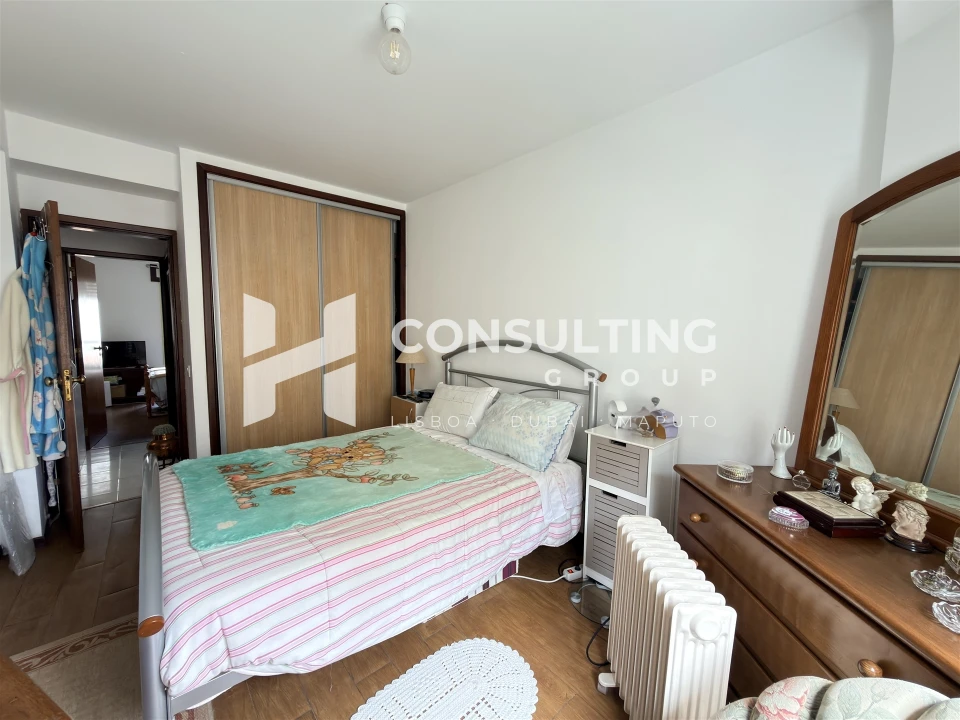 Apartamento T2 para Venda em Caparica e Trafaria Foto 17