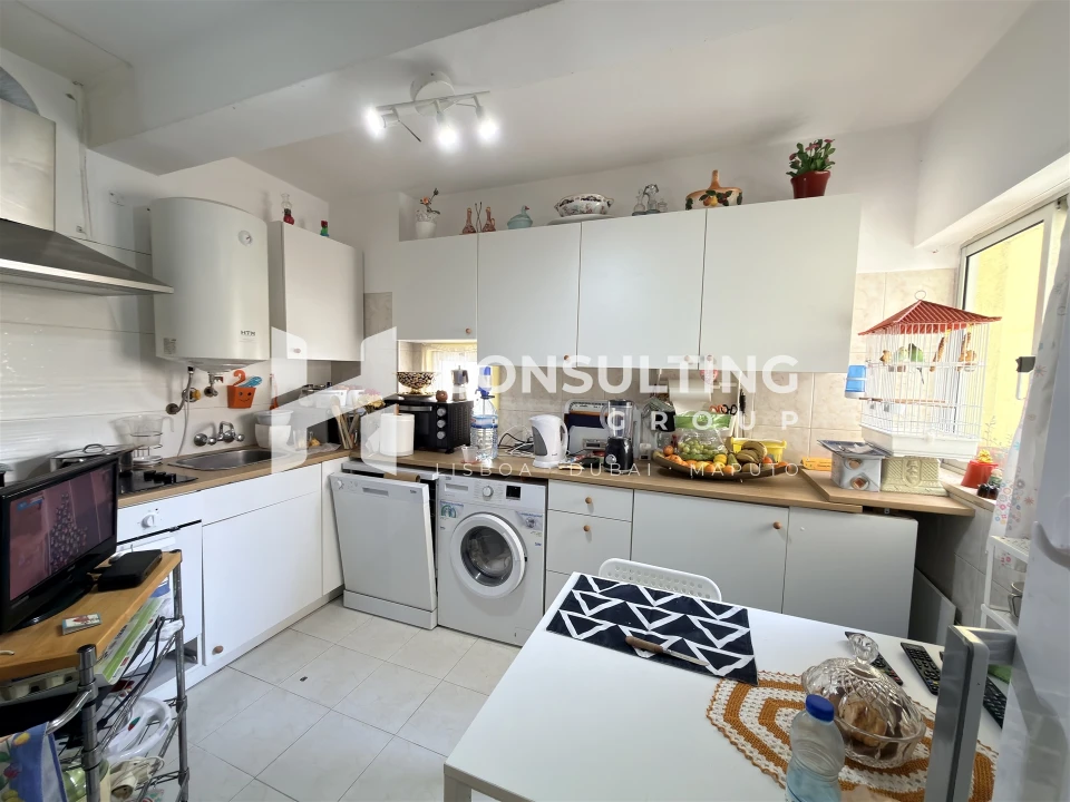 Apartamento T2 para Venda em Caparica e Trafaria Foto 1
