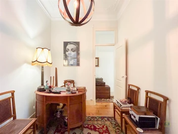 Apartamento T5 para Venda em Arroios