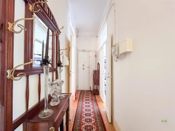 Apartamento T5 para Venda em Arroios