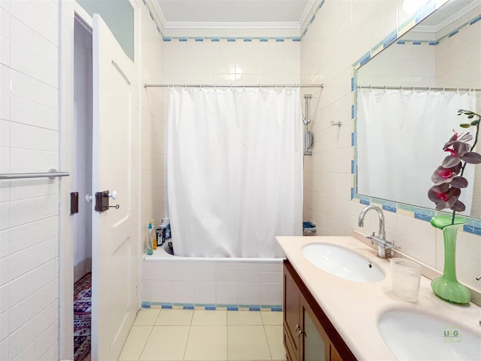 Apartamento T5 para Venda em Arroios Foto 29