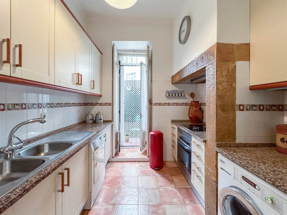 Apartamento T5 para Venda em Arroios Foto 32