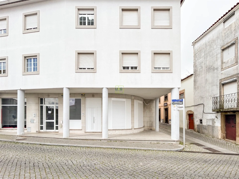 Apartamento T1 para Arrendamento em Castelo Branco Foto 26