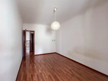 Apartamento T1 para Arrendamento em Castelo Branco