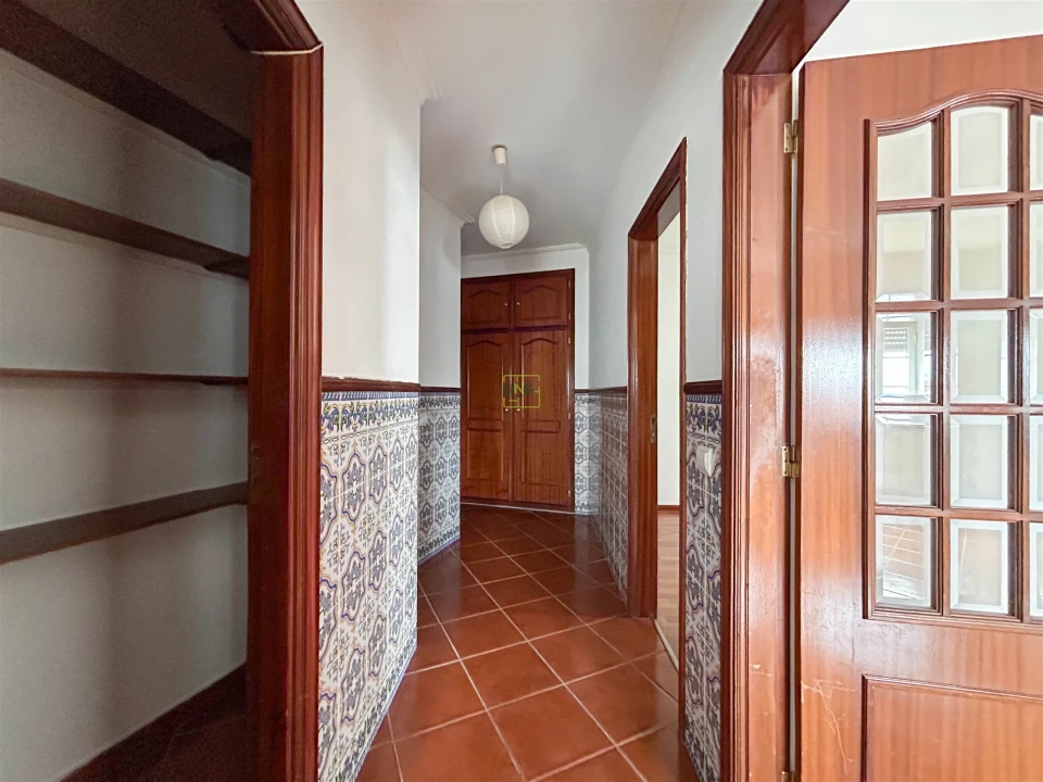 Apartamento T1 para Arrendamento em Castelo Branco Foto 20