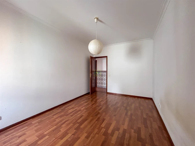 Apartamento T1 para Arrendamento em Castelo Branco Foto 8