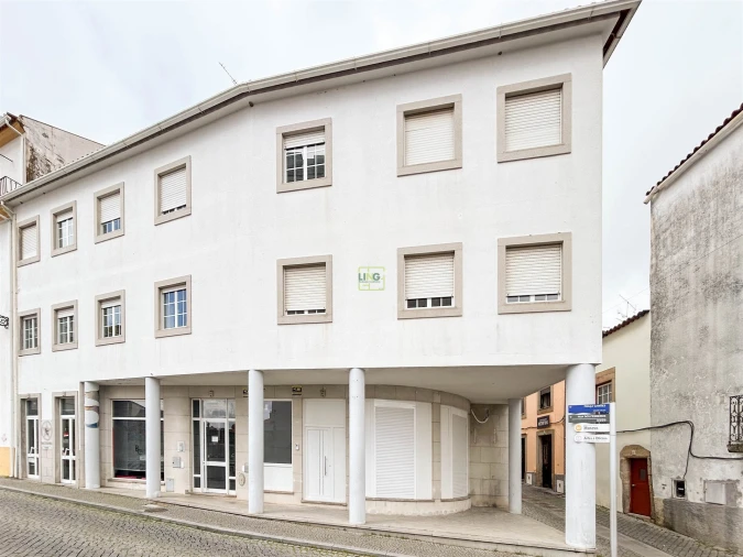 Apartamento T1 para Arrendamento em Castelo Branco Foto 24