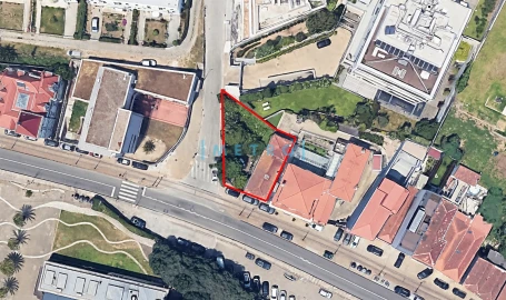Moradia T3 para Venda em Lordelo do Ouro e Massarelos