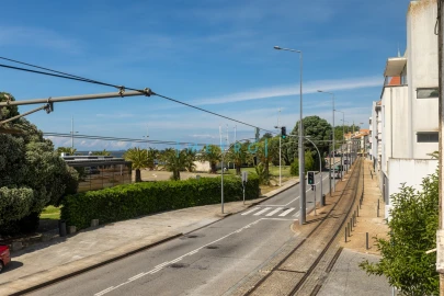 Moradia T3 para Venda em Lordelo do Ouro e Massarelos