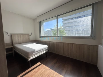 Apartamento T1 para Venda em Lordelo do Ouro e Massarelos