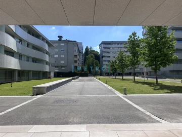 Apartamento T1 para Venda em Lordelo do Ouro e Massarelos